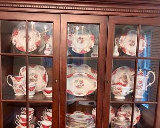 Paragon Fine Bone China, Pattern Rockingham Dinnerware and Serving Pieces (England). This Would Make a Gorgeous Thanksgiving Table Setting!