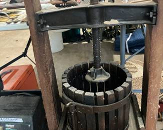 HOOSIER Wine Press