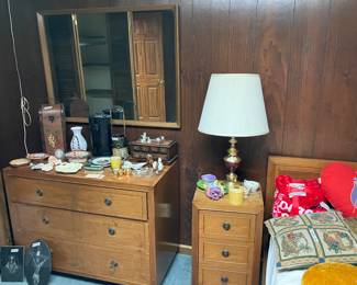 MCM dresser & night stabd