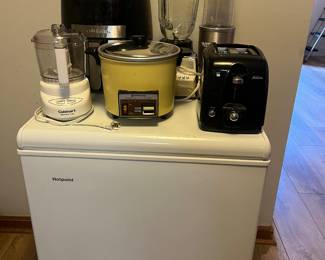 Vintage Hitachi- kitchen appliances 
