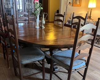 Table/6 chairs