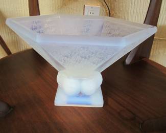 1930's Etling, France Opalescent Bowl