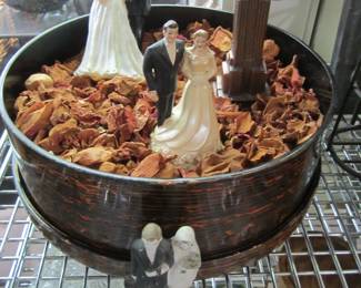 Vintage Wedding Cake Symbols