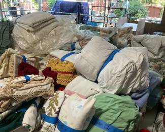 Lots of linens, sheets, blankets, comforters!!