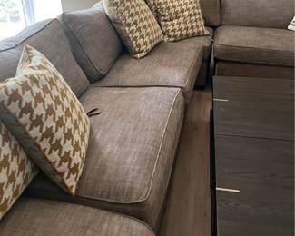1. Custom 4pc Sectional w/ Performance Fabric (120" x 152" x 40" x 33"h)