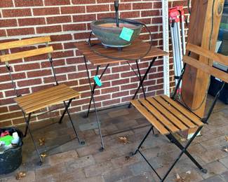 IKEA bistro set, large pot water fountain (working)