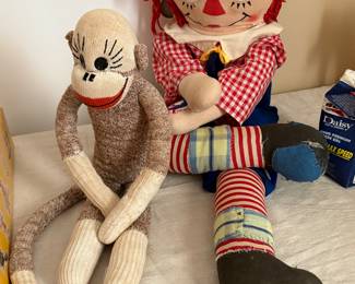 Sock monkey & Raggedy Andy