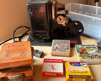 Toy movie projector w movies!