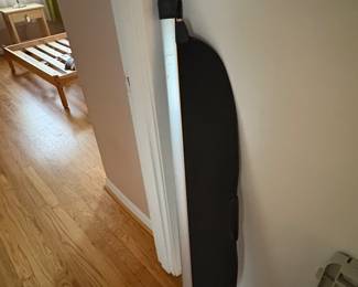 2021 Subaru cargo cover and floor mats