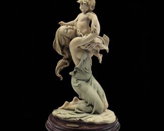 Giuseppe Armani Figurine: "Knelt Maternity" 185C With Original Box