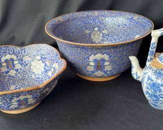 Vintage Asian Bowls & Tiny 2-Spouted Teapot 