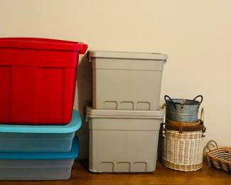 Sterilite & Rubbermaid Storage Bins