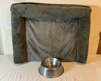 The lot features a Nanuya dog bed- grey, waterproof, orthopedic memory foam couch