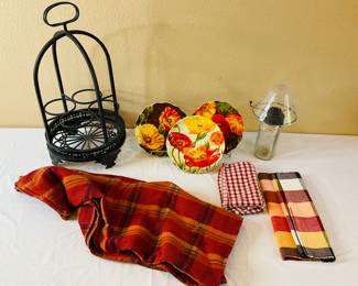 Wine Rack and decorative plates