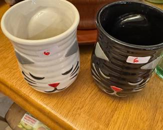 Cat juice mugs, ceramic???