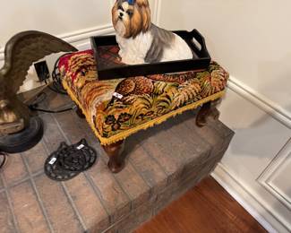 Chalk shih tzu on stool