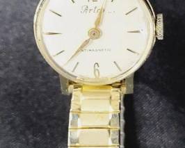 	Artco Womans Watch