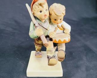 	Hummel Volunteer Figurine 5.5"