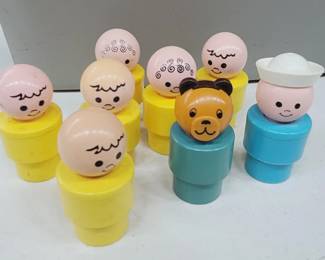 	Fisher Price Jumbo Little People