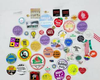 	Vintage Button Lot