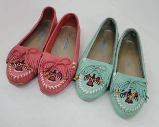 	2 Pair Leather Thunderbird Moccasins