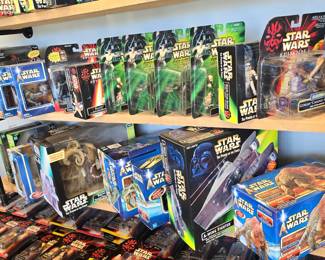 Massive Star Wars collection of all sizes and characters 