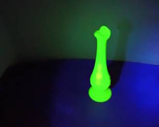 Uranium glass 