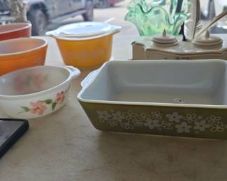 Pyrex, fire king and more 