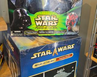 Massive Star Wars collection of all sizes and characters 