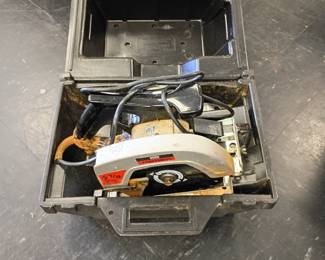 circular saw 