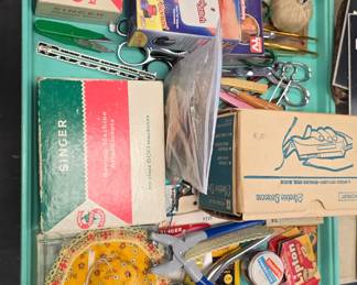 vintage sewing machine accessories 