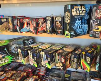 Massive Star Wars collection of all sizes and characters 