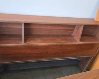 Mid Century Modern  Bassett furn co. bedroom set 