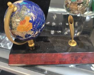 desk display 