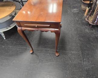 tea table queen Ann feet 