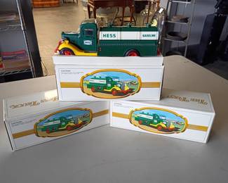 vintage Hess tanker truck early with original box 