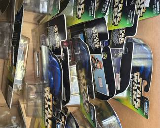 Massive Star Wars collection of all sizes and characters 