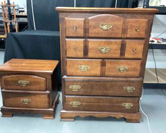 Vintage Bassett Wooden Chest of Drawers Nightstand