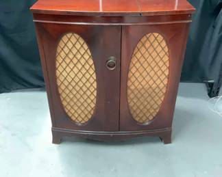 Vintage Bendix Radio Record Player Console