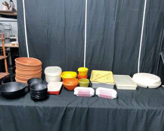 Large Tupperware Collection, Plate Holders, Hot Dog Carriers Bowls