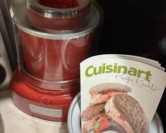 Cuisinart Frozen Yogurt/Ice Cream Maker