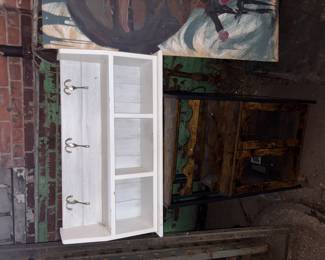 Art and decor $10-$20