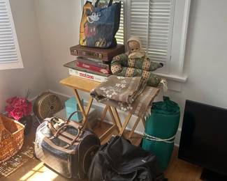 Games / Dolls / Luggage / TV Trays