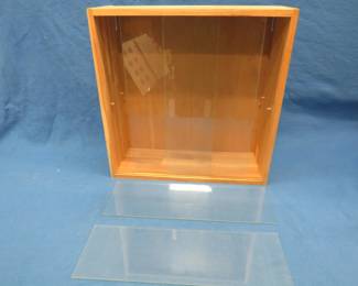 Lot 427. Display case with sliding doors and two adjustable shelves. 19" x 19" x 6.5"