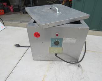 Lot 353. Dirt sanitizer for making your own potting soil. Untested.