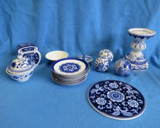 Lot 274. Blue and white decorative dishes and items for display, some marked Bombay