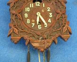 Lot 174. Vintage Lux Bluebird pendulette clock. Untested