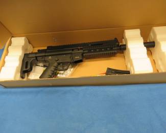 Lot 373. GSG .22 cal LR HV semi-auto rifle. Ser. #A815096. Appears NIB. Model GSG-16. Extendable stock. More details on our website.