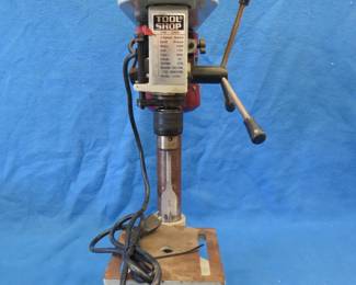 Lot 362. Tool Shop 5-speed bench drill press