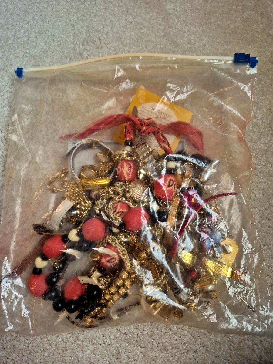 Bag of jewelry